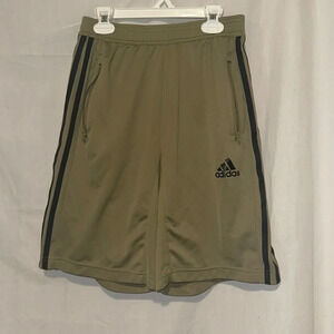 mens army tan Adidas primeblue aeroready athletic shorts size small